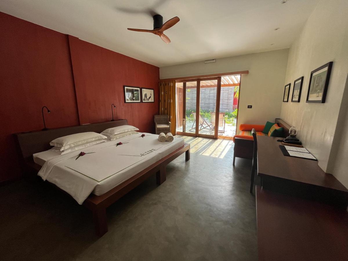 The Barefoot Eco Hotel Hanimaadhoo Island Екстер'єр фото