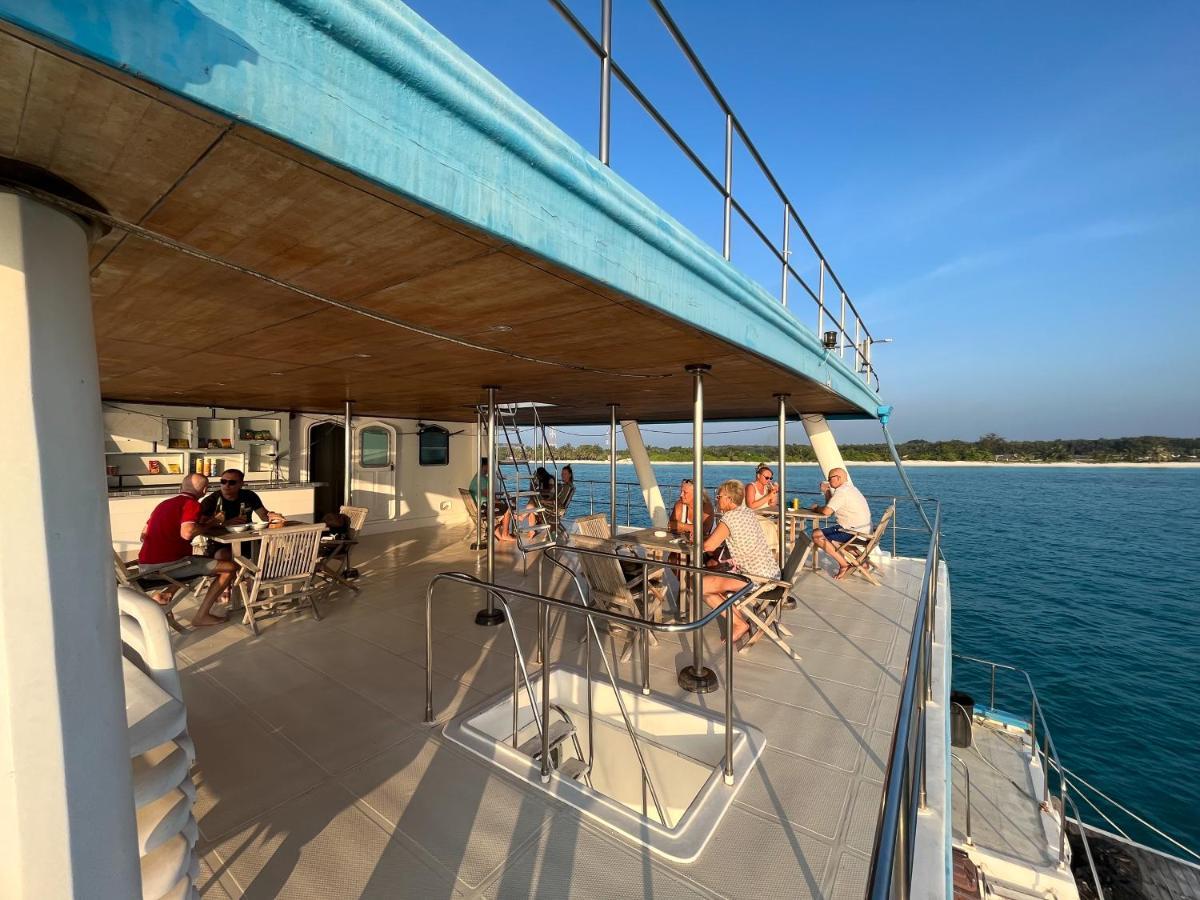 The Barefoot Eco Hotel Hanimaadhoo Island Екстер'єр фото