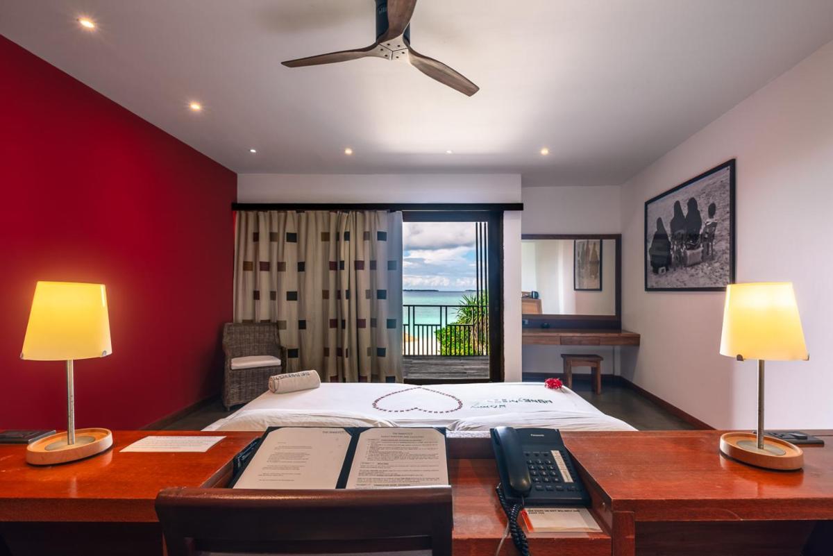 The Barefoot Eco Hotel Hanimaadhoo Island Екстер'єр фото